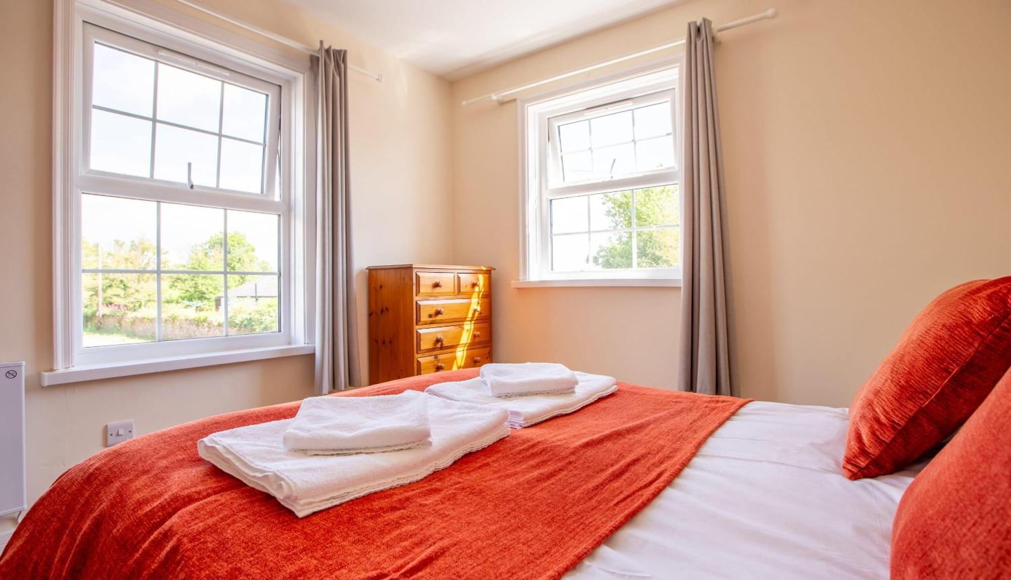 Stunning 6 Bedroom Cottage Near Cornish Coast Bude Esterno foto